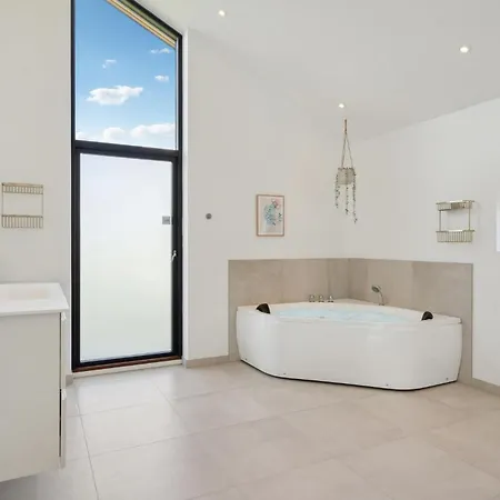 3 Bedroom Awesome In Nordenbro Vesteregn