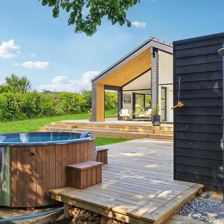 3 Bedroom Awesome In Nordenbro Vesteregn