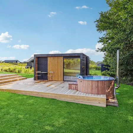 3 Bedroom Awesome In * Nordenbro Vesteregn